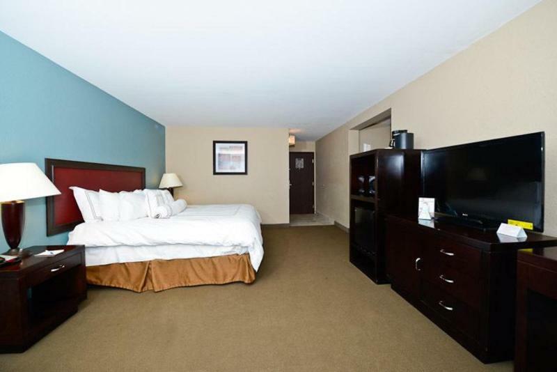 Causeway Bay Hotel Lansing Exterior foto