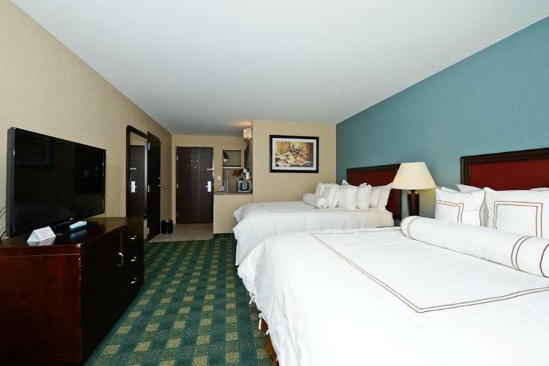 Causeway Bay Hotel Lansing Habitación foto